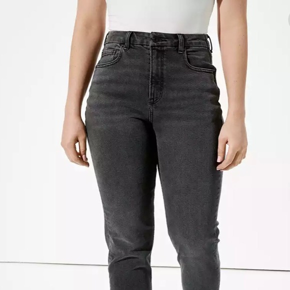BRAND NEW AMERICAN EAGLE Stretch Curvy Mom Jean Size 6 - Picture 7 of 12